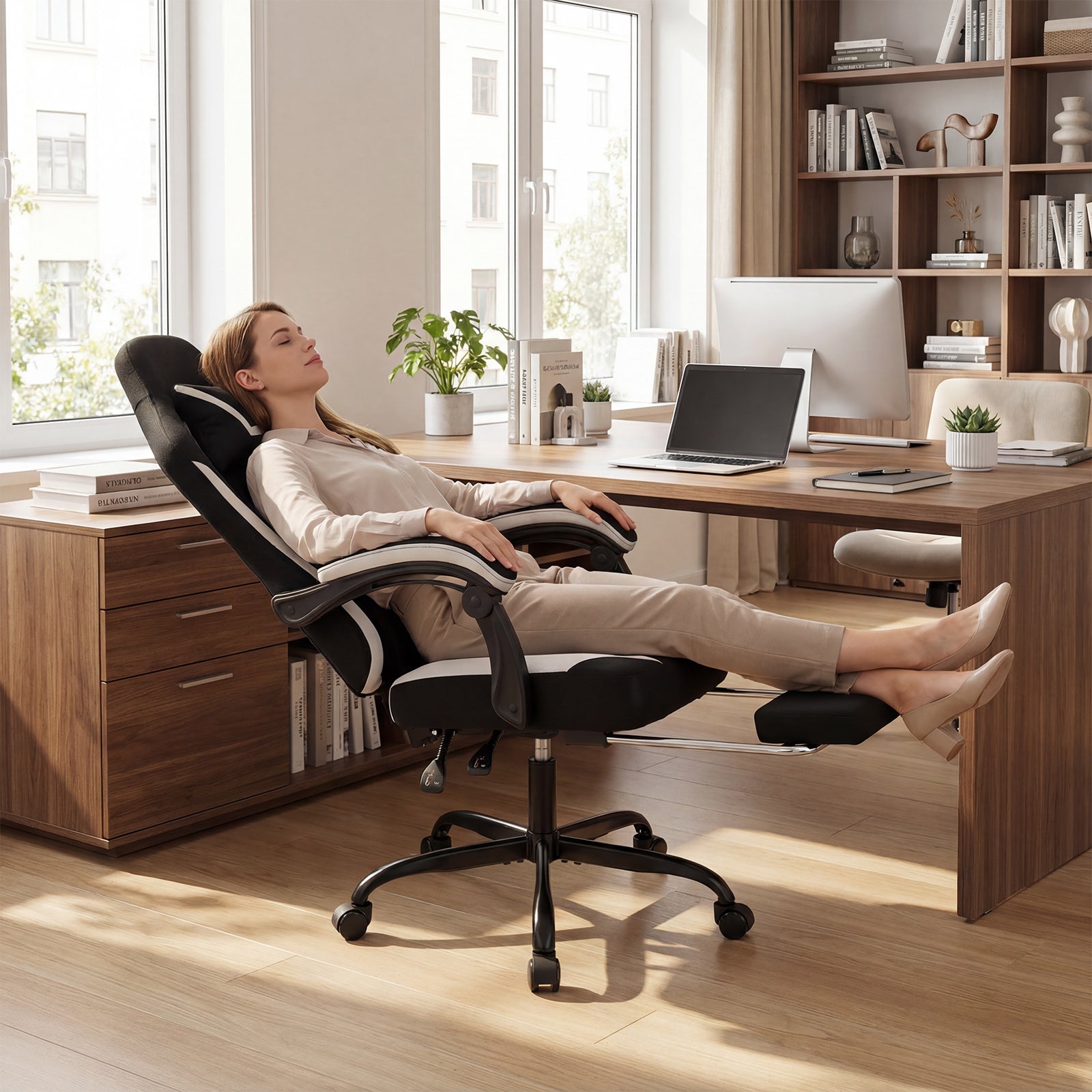 Gaming Chair Height Adjustable Computer Chair with Headrest Footrest & 360¬∞ Swivel Seat-Black