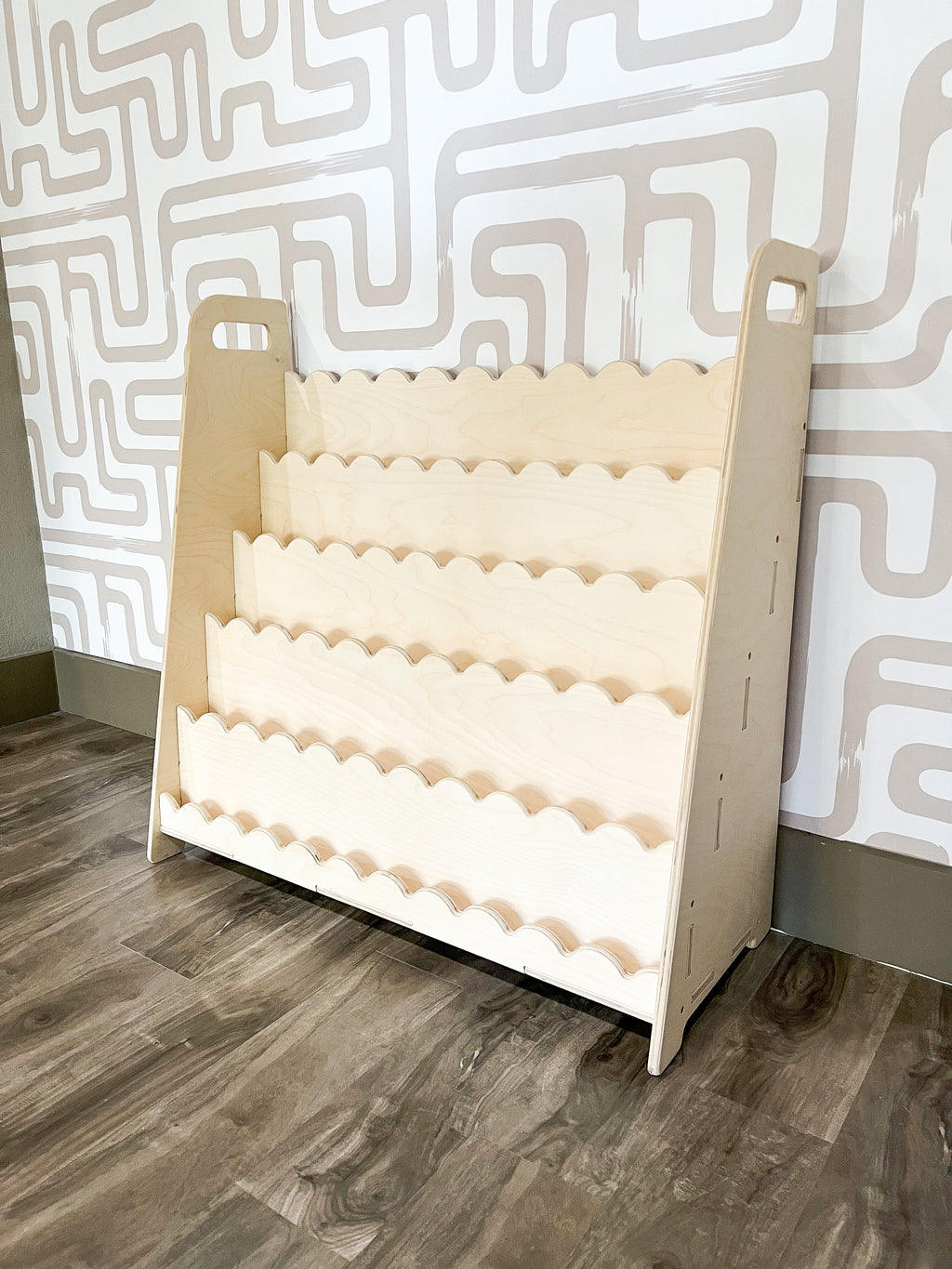 RAY+ROY- Scalloped Toy Shelf + Bookshelf