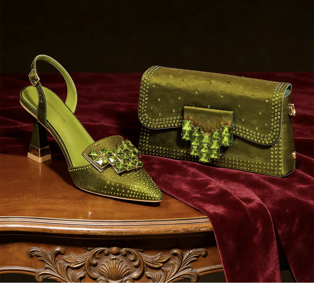 Italian Design Women's High Heels & Matching Bag Set EDS70