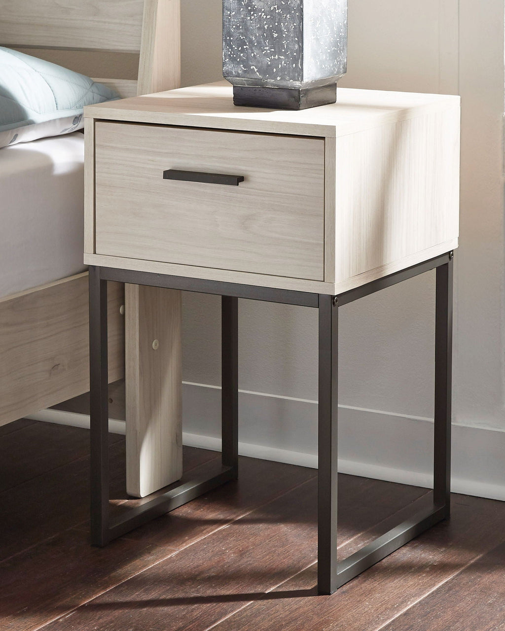 Socalle - Bedroom Set